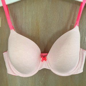 Brand New w Tag Victoria’s Secret Pink Bra 36C